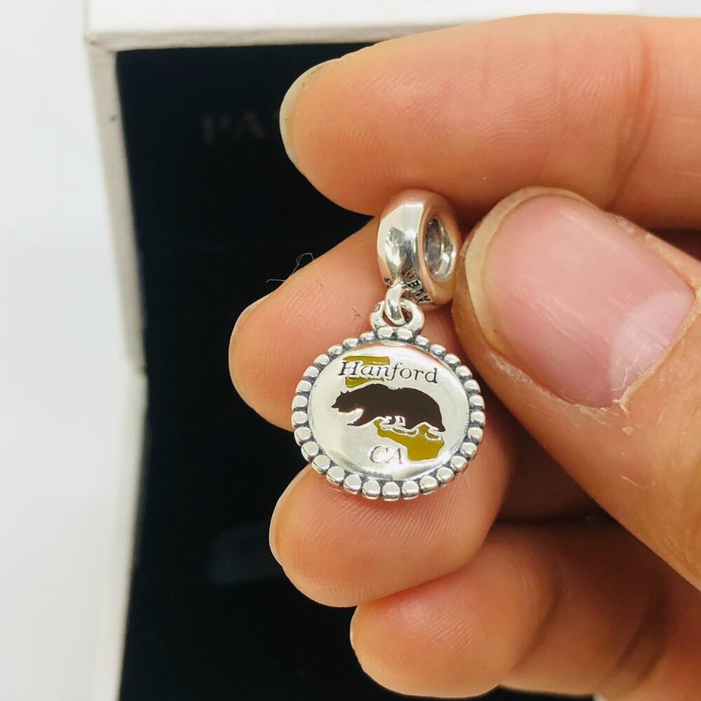 ✨🔥Pandora Black Bear Diner - Hanfordn charm